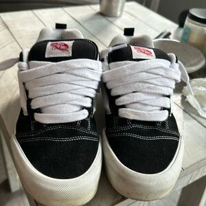 Vans new skool size 8.5
